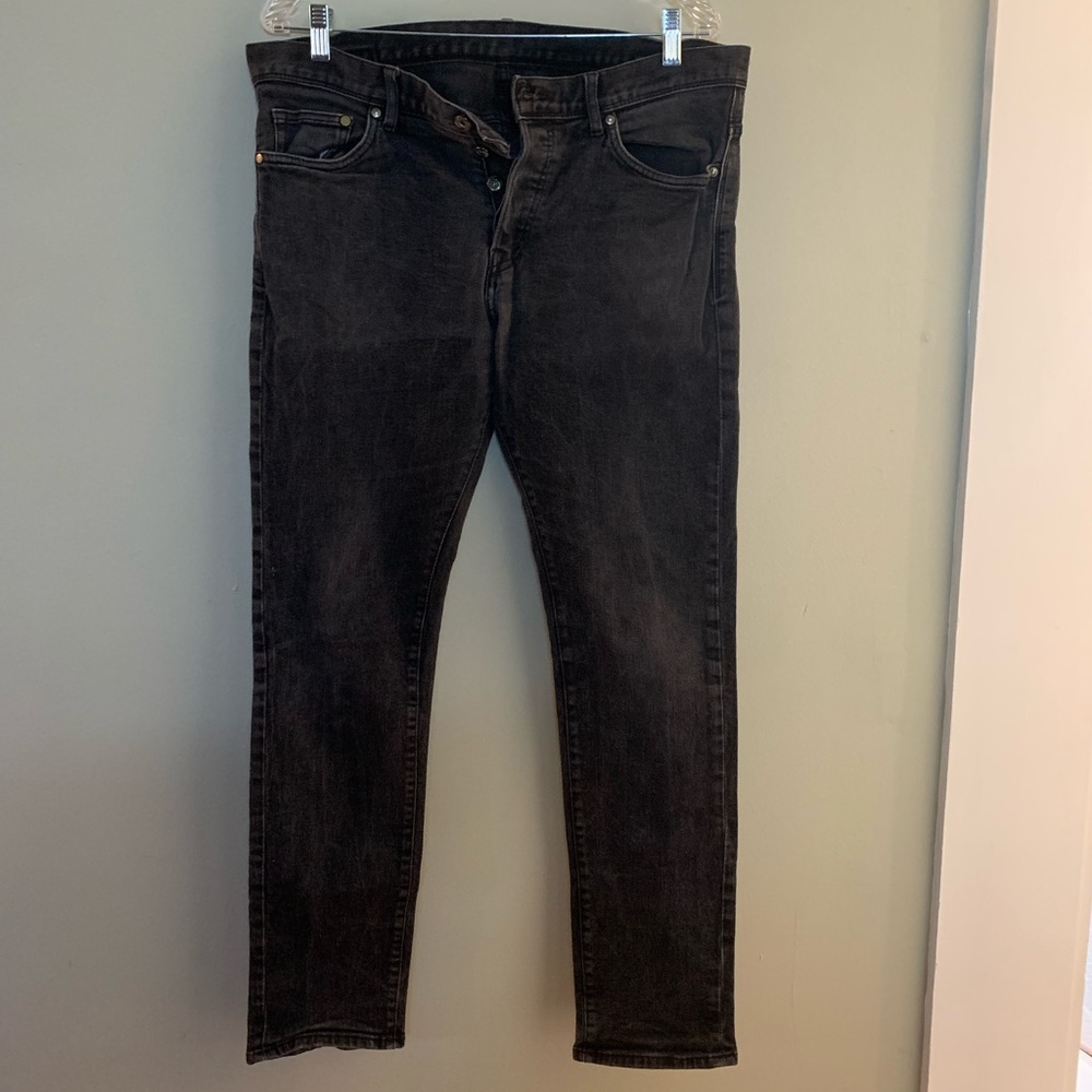 H&M men’s black stretch denim size 36 / 32.